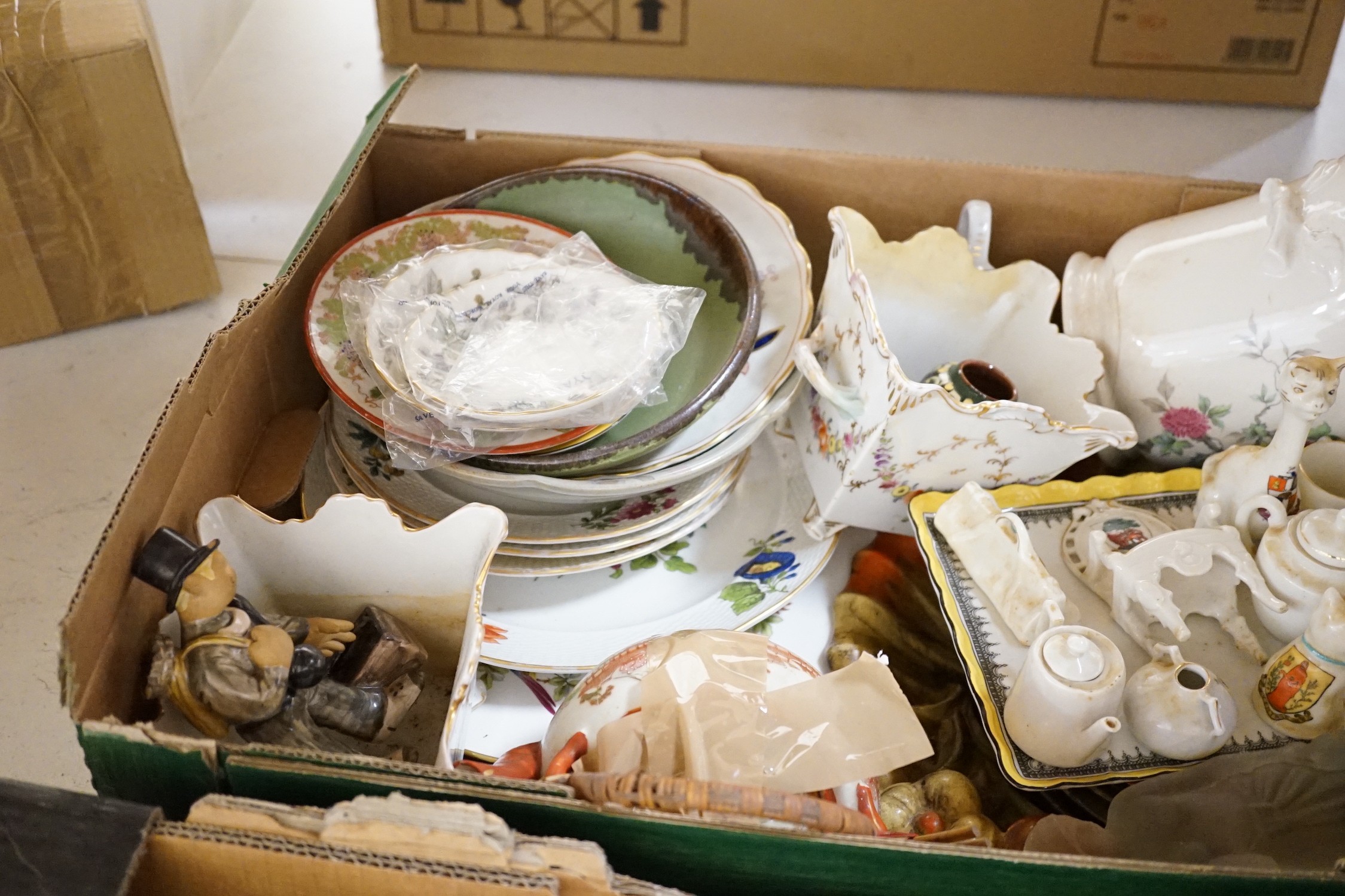 A large quantity of various ceramics